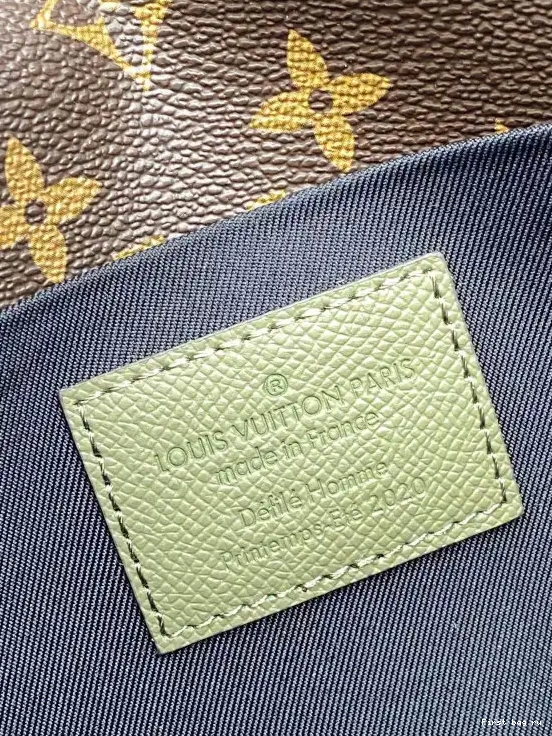 First bag ru STEAMER VUITTON POCHETTE LOUIS VOYAGE 0629